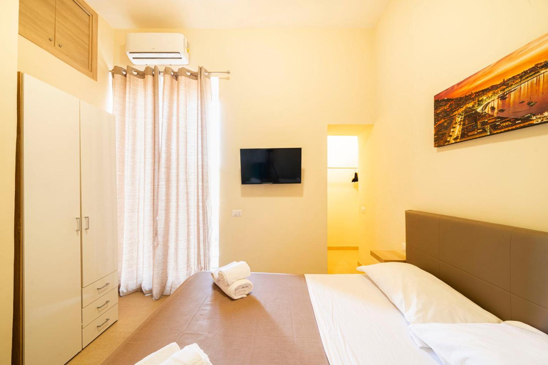 Bed & Breakfast Corso 138 - Sleep & Fly - By Domusextra